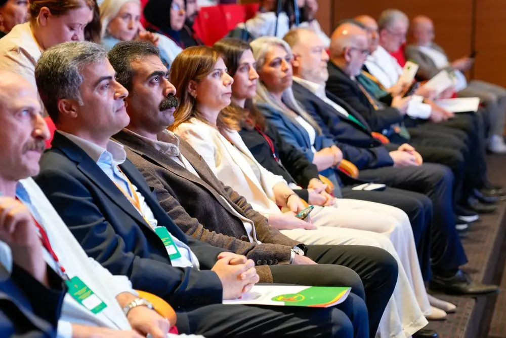 Eşbaşkanlar, Demokratik Ekonomi ve Ekonomik Örgütlenme Çalıştayı'na katıldı 3