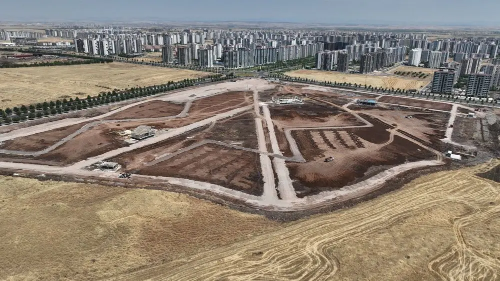 Mezopotamya Kent Parkı’nda çalışmalar eş zamanlı sürüyor 2