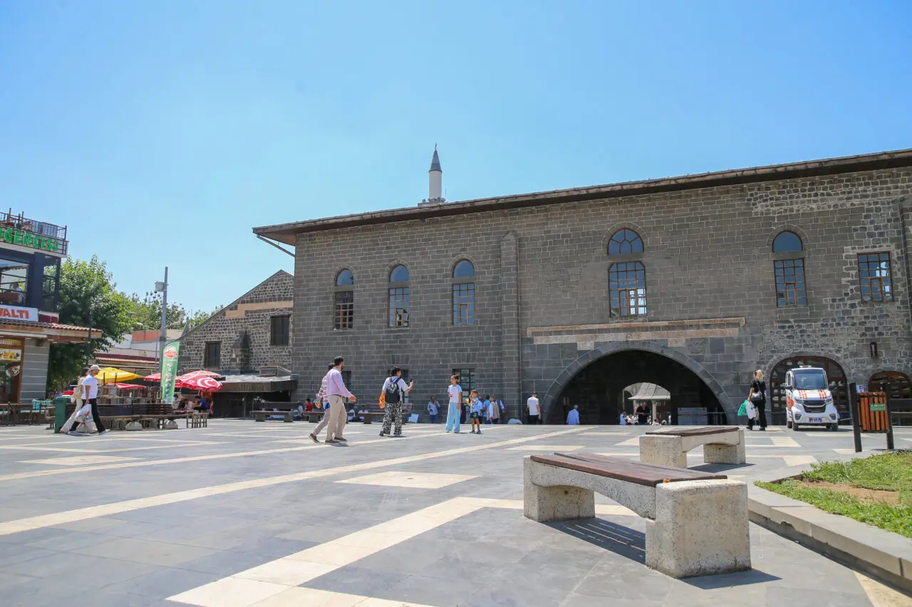 Diyarbakır'da sıcak hava hayatı olumsuz etkiliyor - Damla