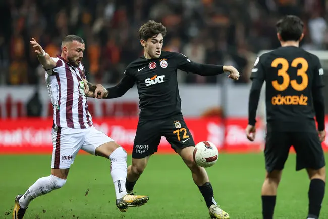 Ali Turap Bülbül: Önceliğim Galatasaray'da vazgeçilmez olmak - Galatasaray Haberleri