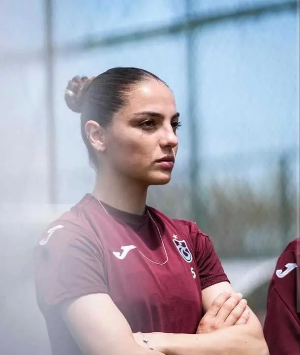 Trabzonspor'a Veda Etti! Ayrılığı Sosyal Medyadan Duyurdu - Gunebakış