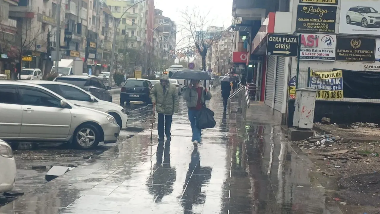 Diyarbakır Bayramın üçüncü gününe de yağmurla girdi - Diyarbakır Son Dakika | Diyarbakır Haber, Amedspor, Amed,