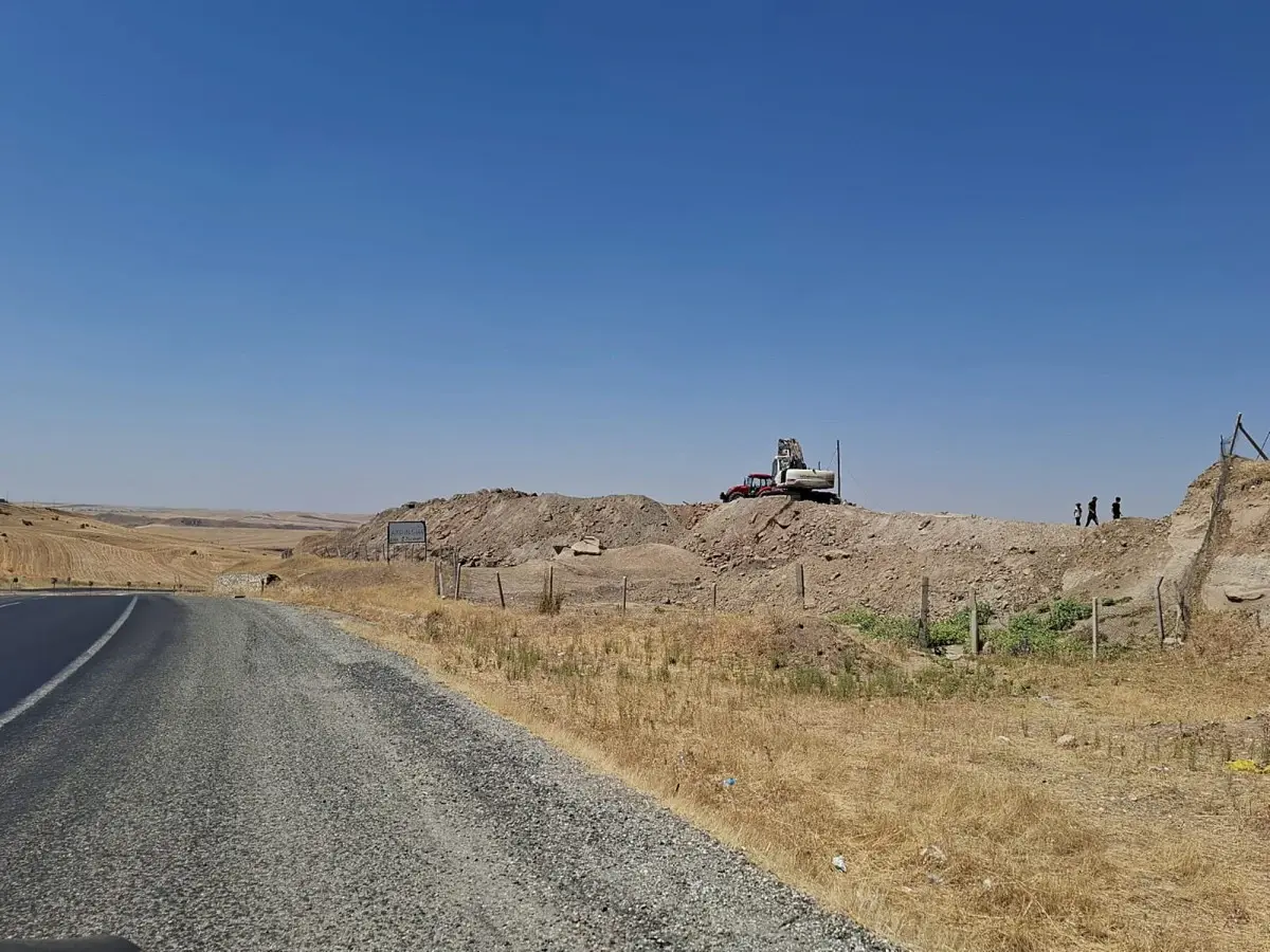 Silvan-Diyarbakır Yolunda Asfalt Çalışmaları Yılan Hikâyesine Döndü haberi