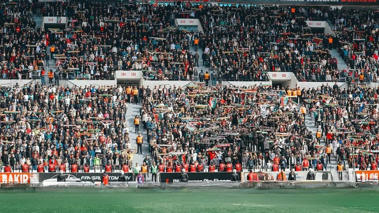 Viranşehir'de Amedspor Taraftar Grupları Birleşti!