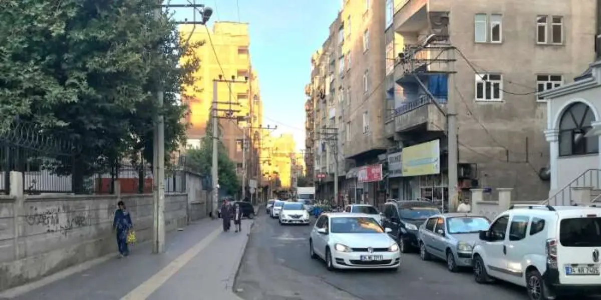Diyarbakır'da o cadde 28 gün boyunca kapalı kalacak! haberi