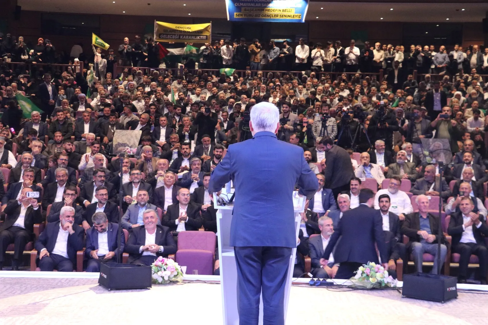 HÜDA PAR Genel Başkanı Yapıcıoğlu'ndan Diyarbakır'da şiddet ve çözüm mesajı