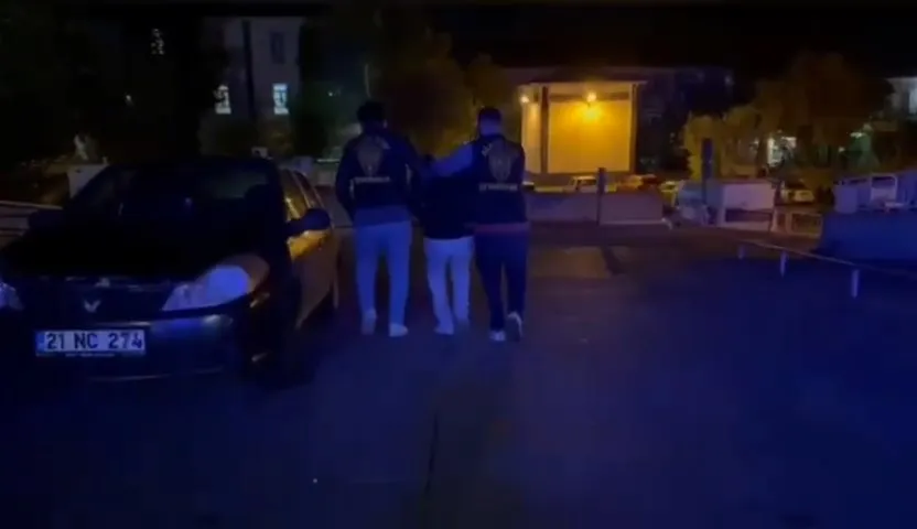 Diyarbakır'da 19 yıllık faili meçhul cinayet dosyası aralandı: Baba tutuklandı