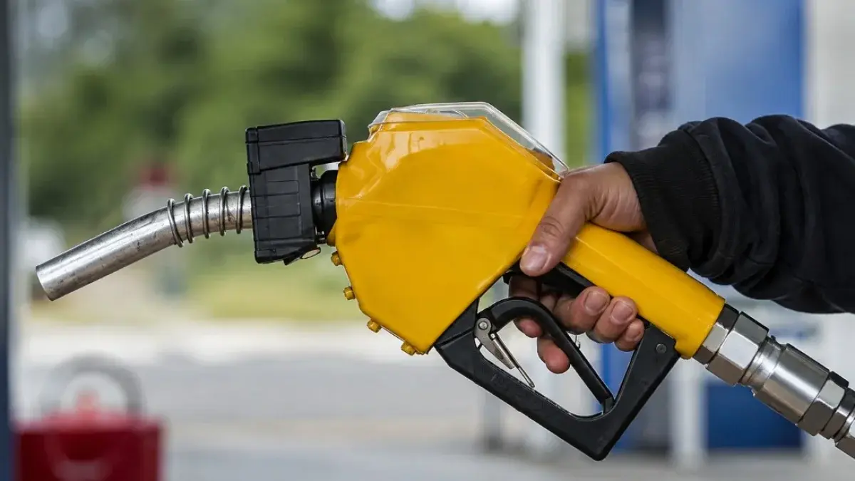 Akaryakıt fiyatları son dakika: Motorin fiyatlarına bu gece zam geliyor!  İstanbul'da motorin litre fiyatı ne