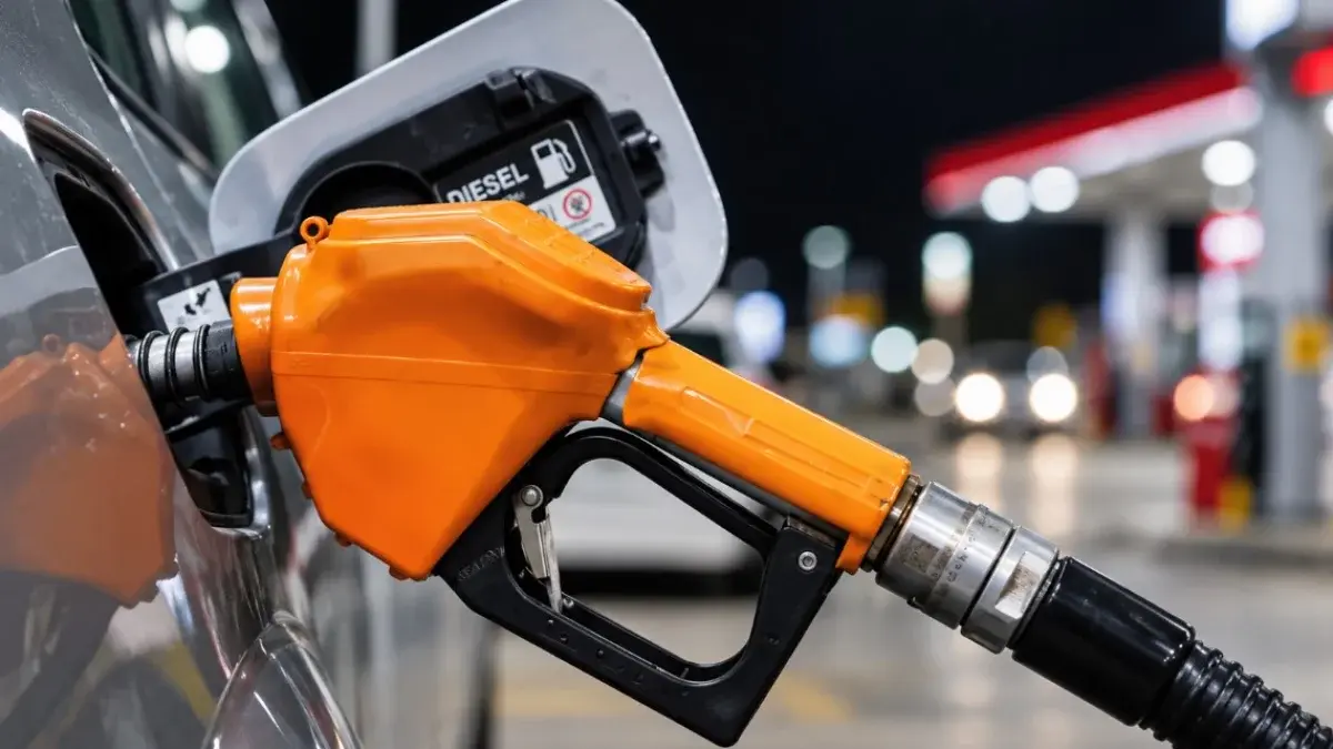 Akaryakıt fiyatları son durum: Petrol fiyatları yükseldi! Benzin ve motorine zam var mı?