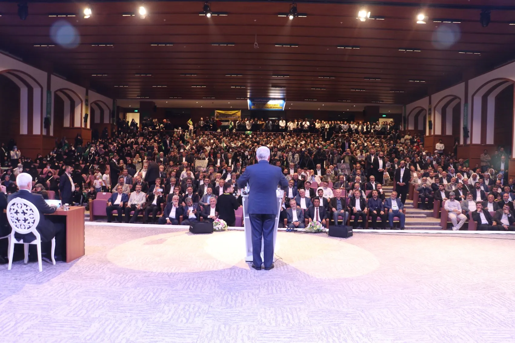 HÜDA PAR Genel Başkanı Yapıcıoğlu'ndan Diyarbakır'da şiddet ve çözüm mesajı