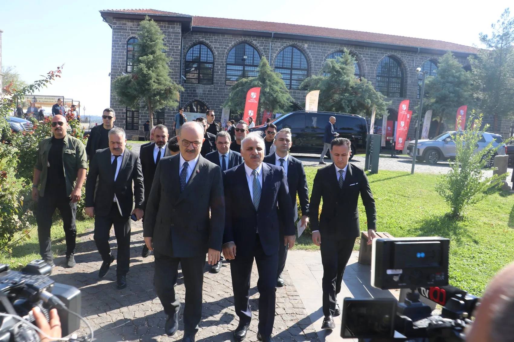 Diyarbakır Kültür Yolu Festivali başladı: 14 noktada 249 etkinlik şehri saracak