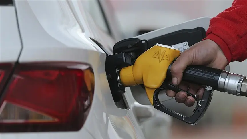 Benzine zam geliyor: Tabelalar bu gece değişecek - Manşet Haber