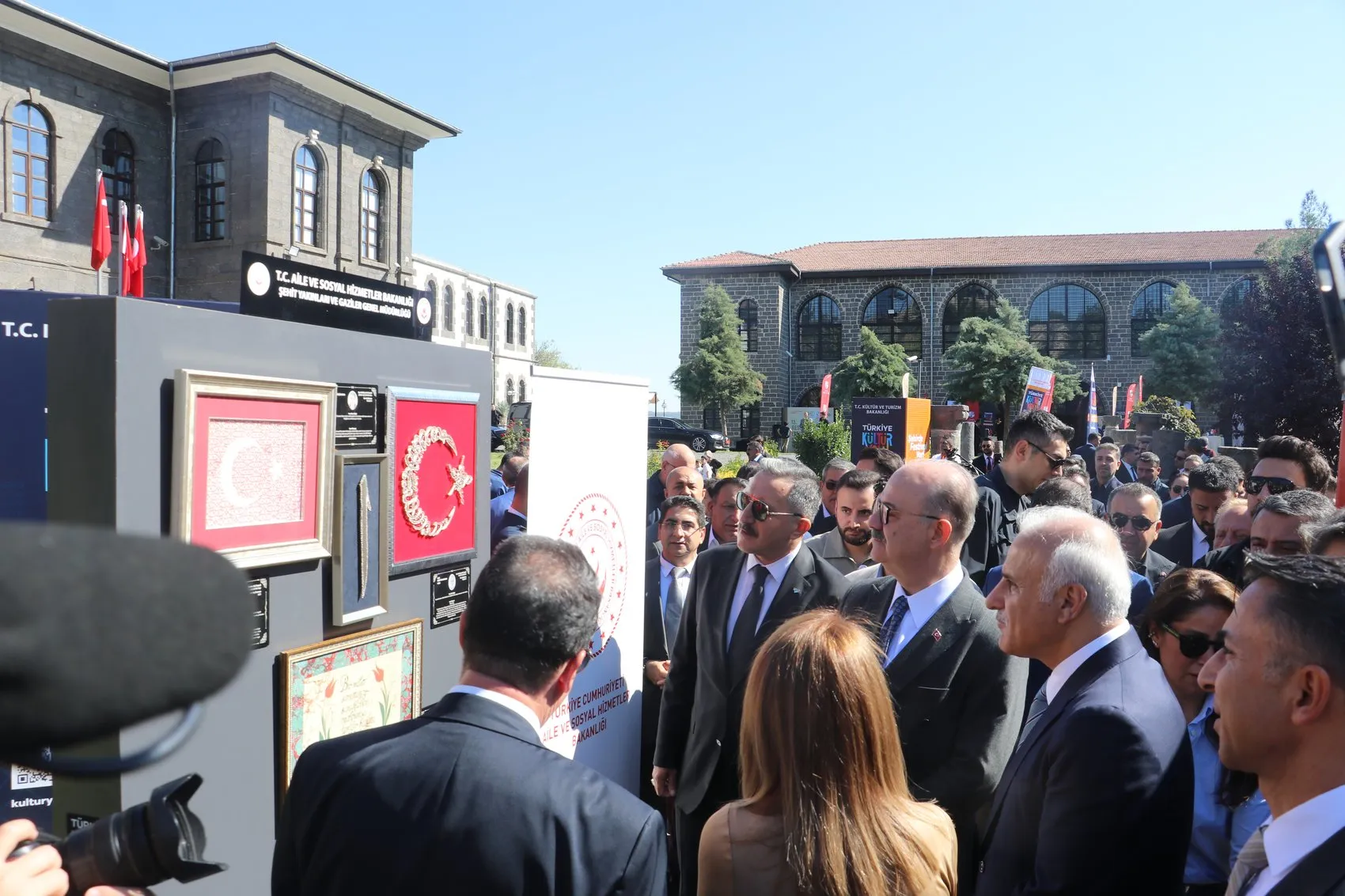 Diyarbakır Kültür Yolu Festivali başladı: 14 noktada 249 etkinlik şehri saracak