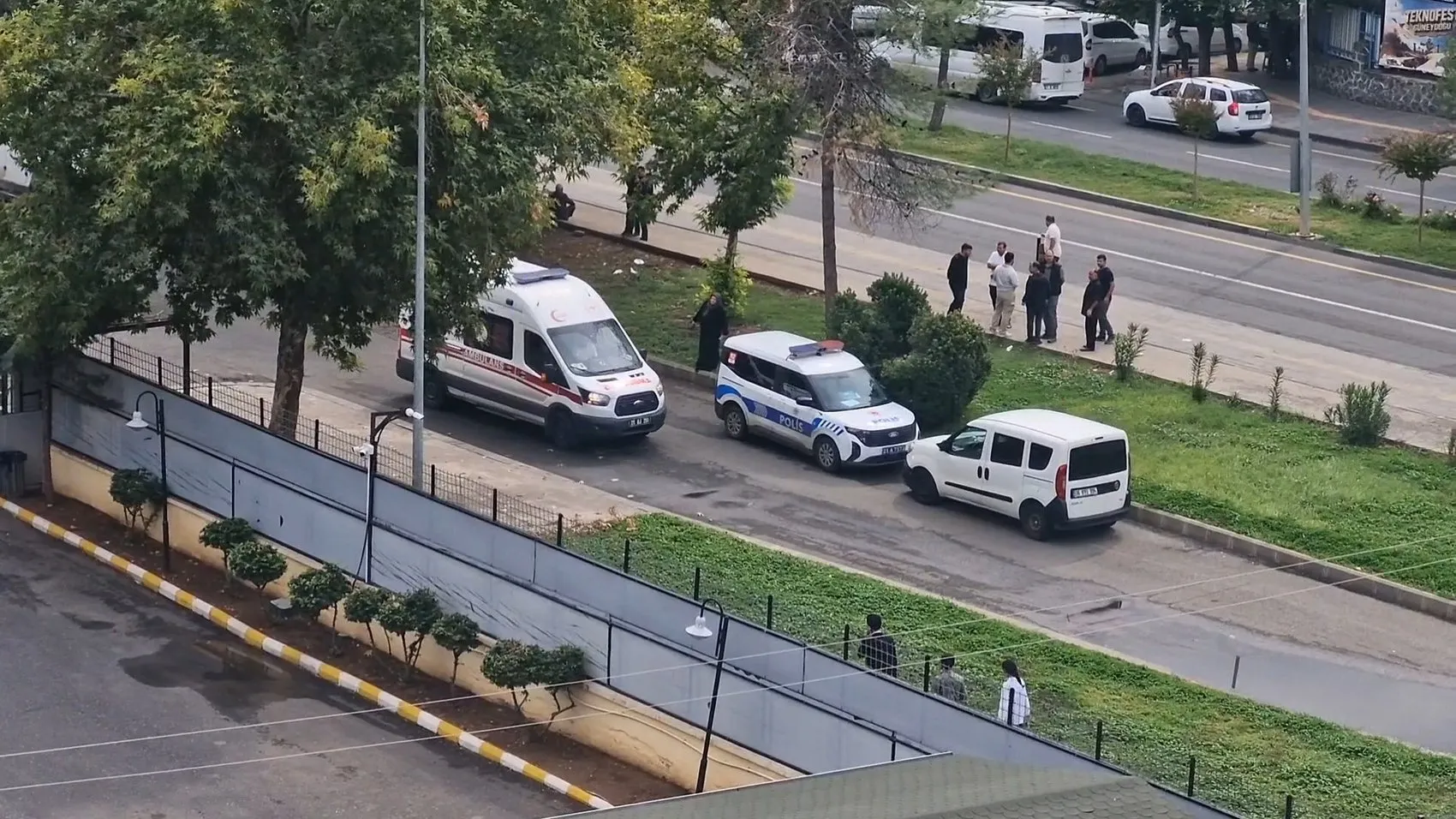 Diyarbakır Adliyesi'nde duruşma öncesi arbede: 2 kişi yaralandı, 6 gözaltı