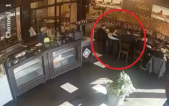 Diyarbakır'da ciğercide korku dolu anlar: Müşteriyi Heimlich manevrası kurtardı