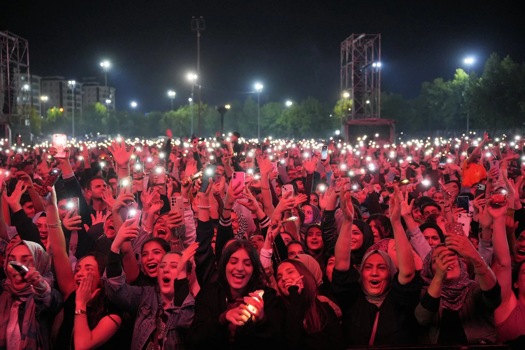 Diyarbakır Kültür Yolu Festivali'nde büyük ilgi: İlk 5 günde 700 bin ziyaretçi