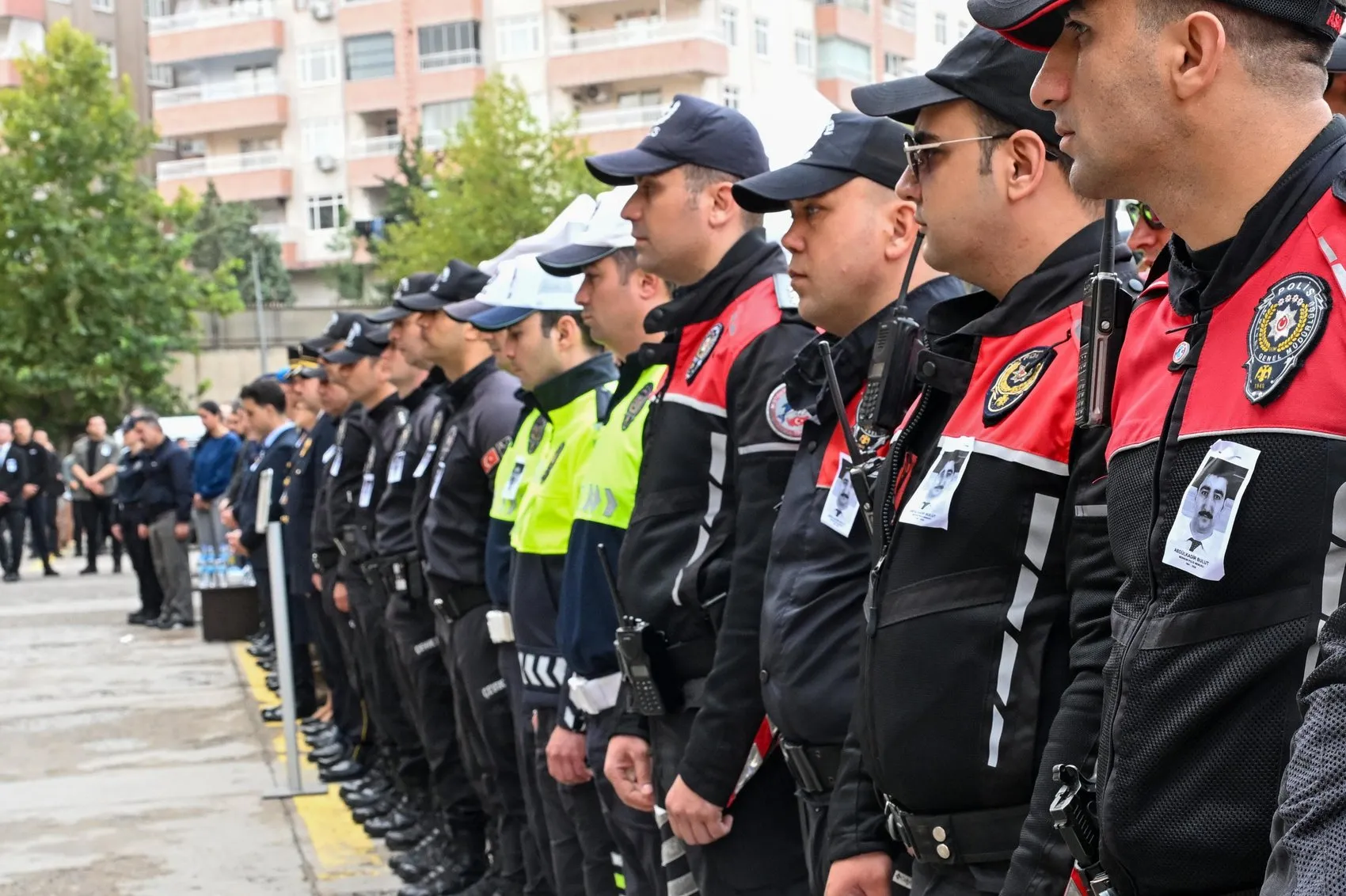 Diyarbakır'da görevli polis memuru Abdülkadir Bulut için hüzünlü veda töreni