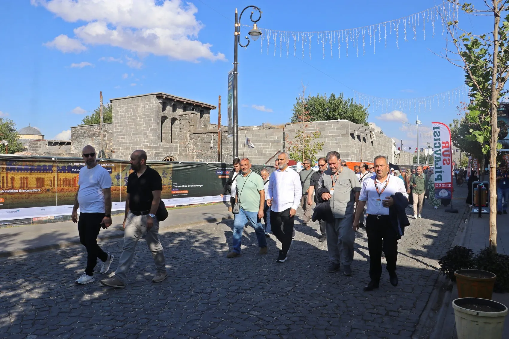 Diyarbakır turizminde rekor yıl: 8 ayda 1,3 milyon ziyaretçi şehre akın etti