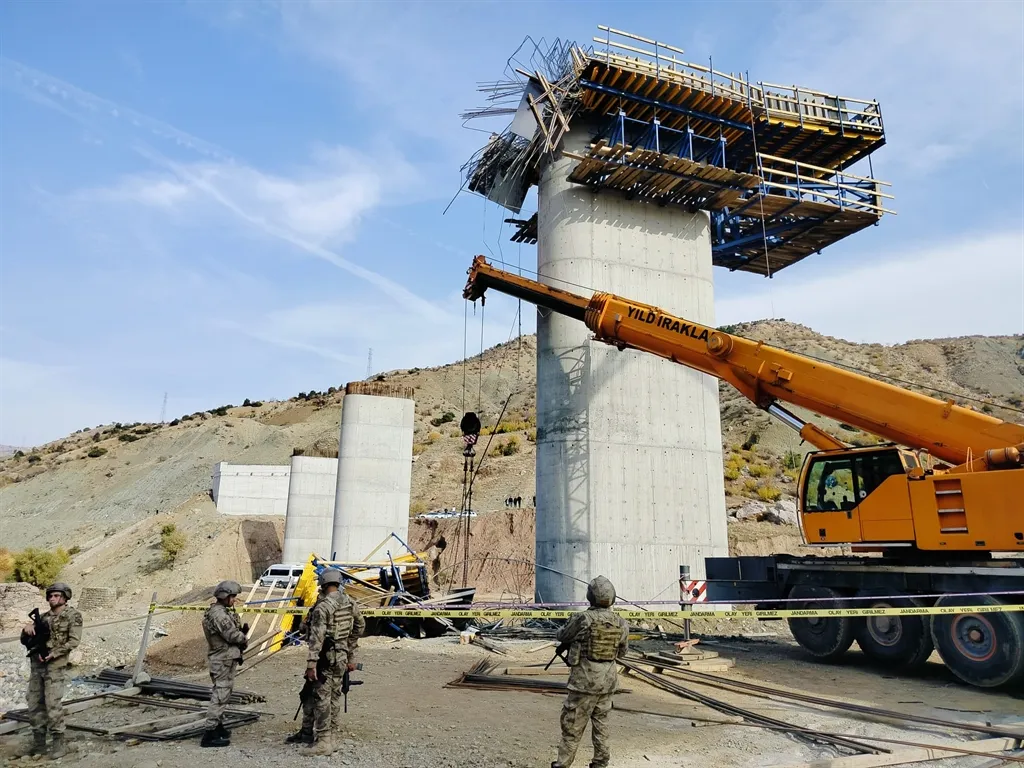 Diyarbakır Kulp'taki viyadük faciası davasında yeni gelişme: Ek bilirkişi raporu kararı