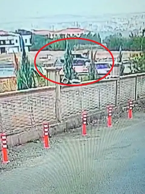 Diyarbakır Bismil'de korkutan kaza: Otomobilin çarptığı 12 yaşındaki çocuk yaralandı