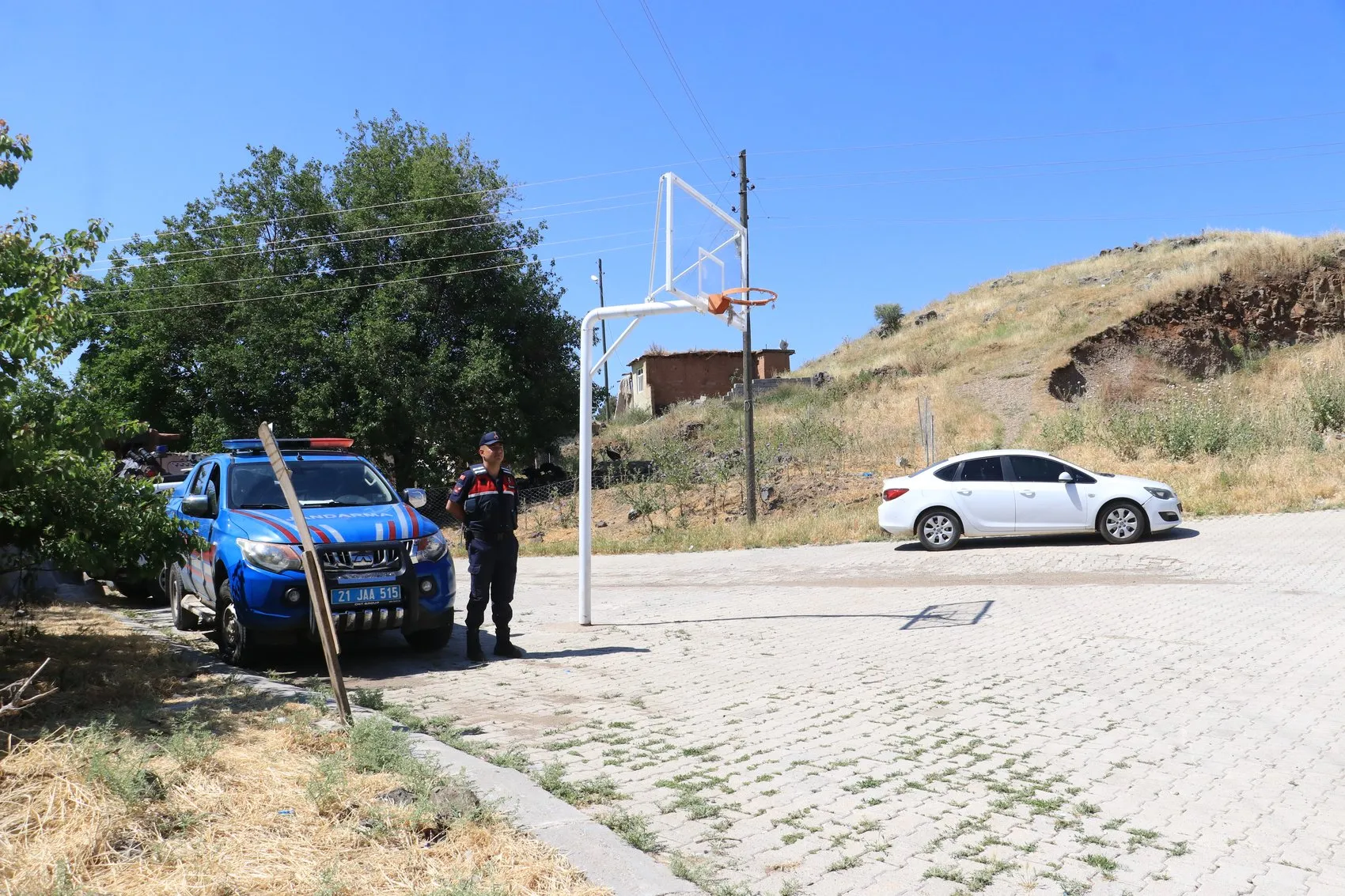 Tavşantepe'de seçim mesaisi Narin Güran davasında hüküm giyen eski muhtarın yerine adaylar