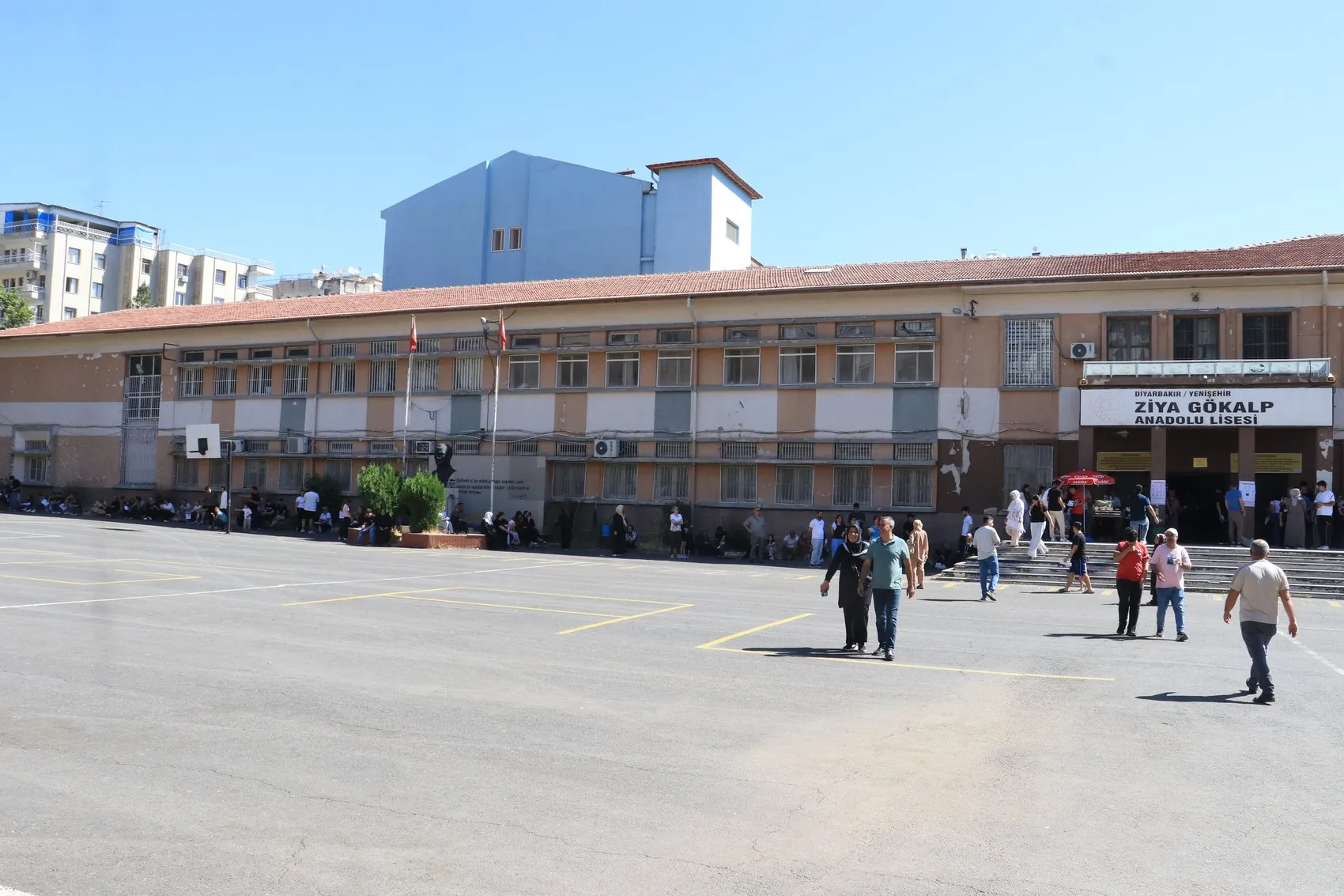 Diyarbakır’da üniversite maratonu başladı Binlerce aday hayalleri için ter döküyor