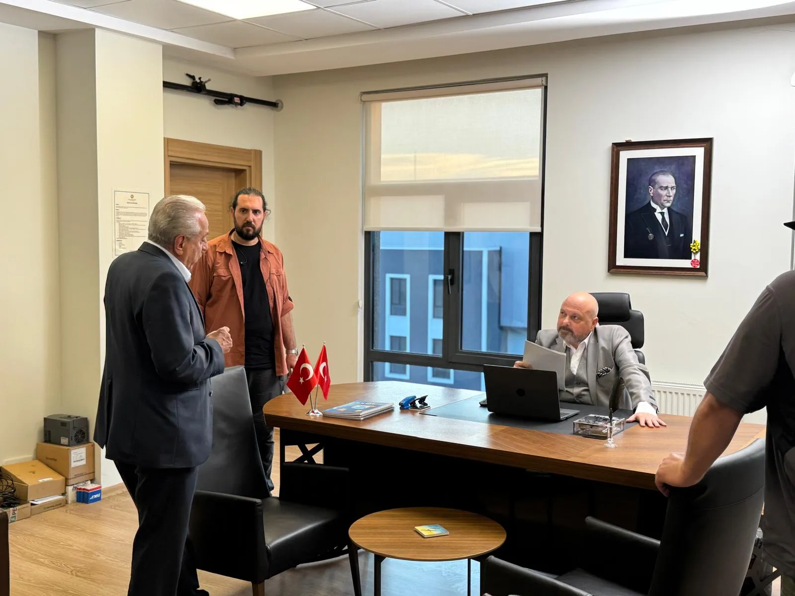 Diyarbakırlı yönetmen Feyzi Baran'dan 15 Temmuz temalı duygusal kısa film Otuz İki Dakika