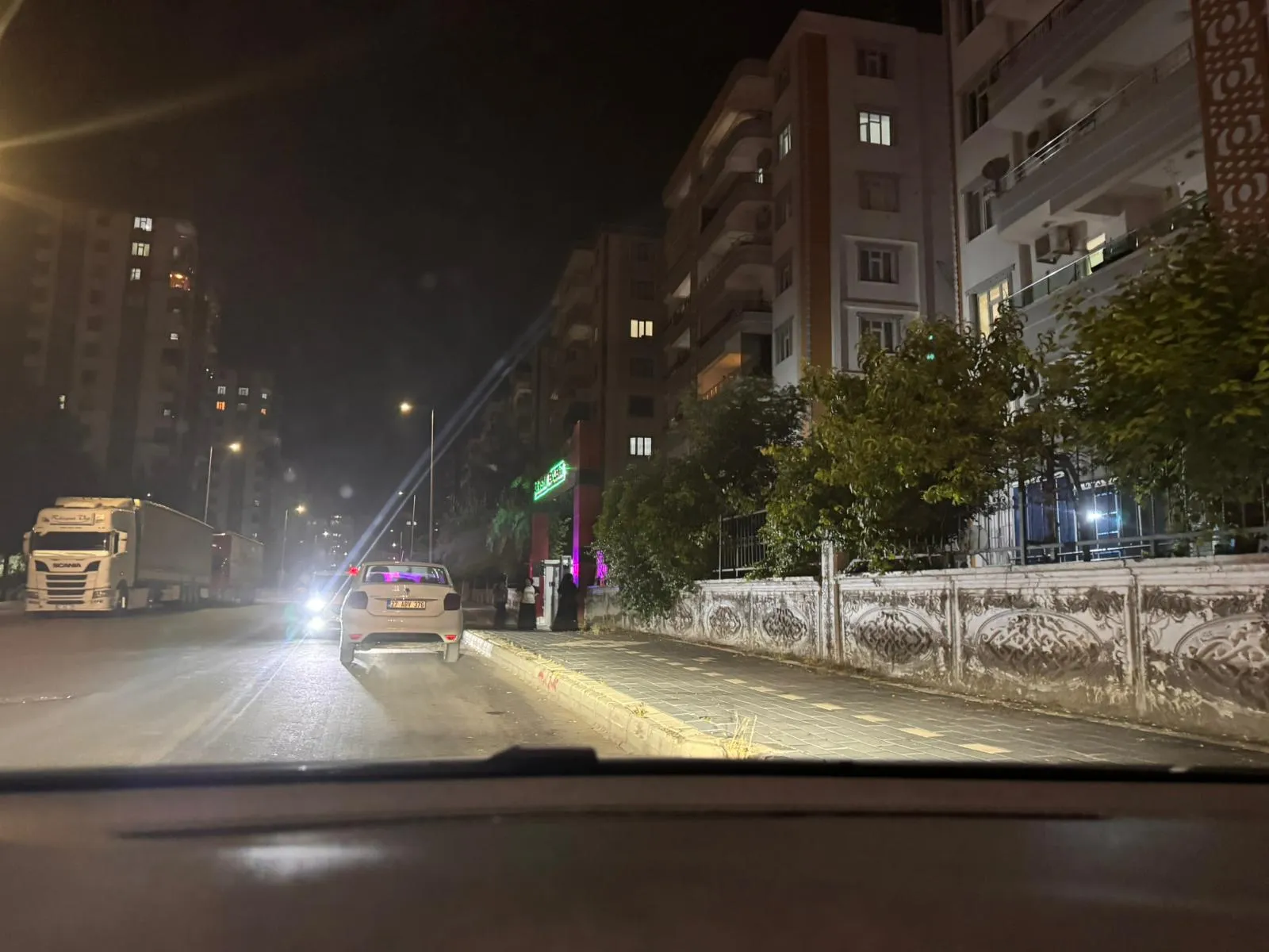 Kayapınar’da aidat ödeme krizi şiddete dönüştü İki kişi hastanelik oldu