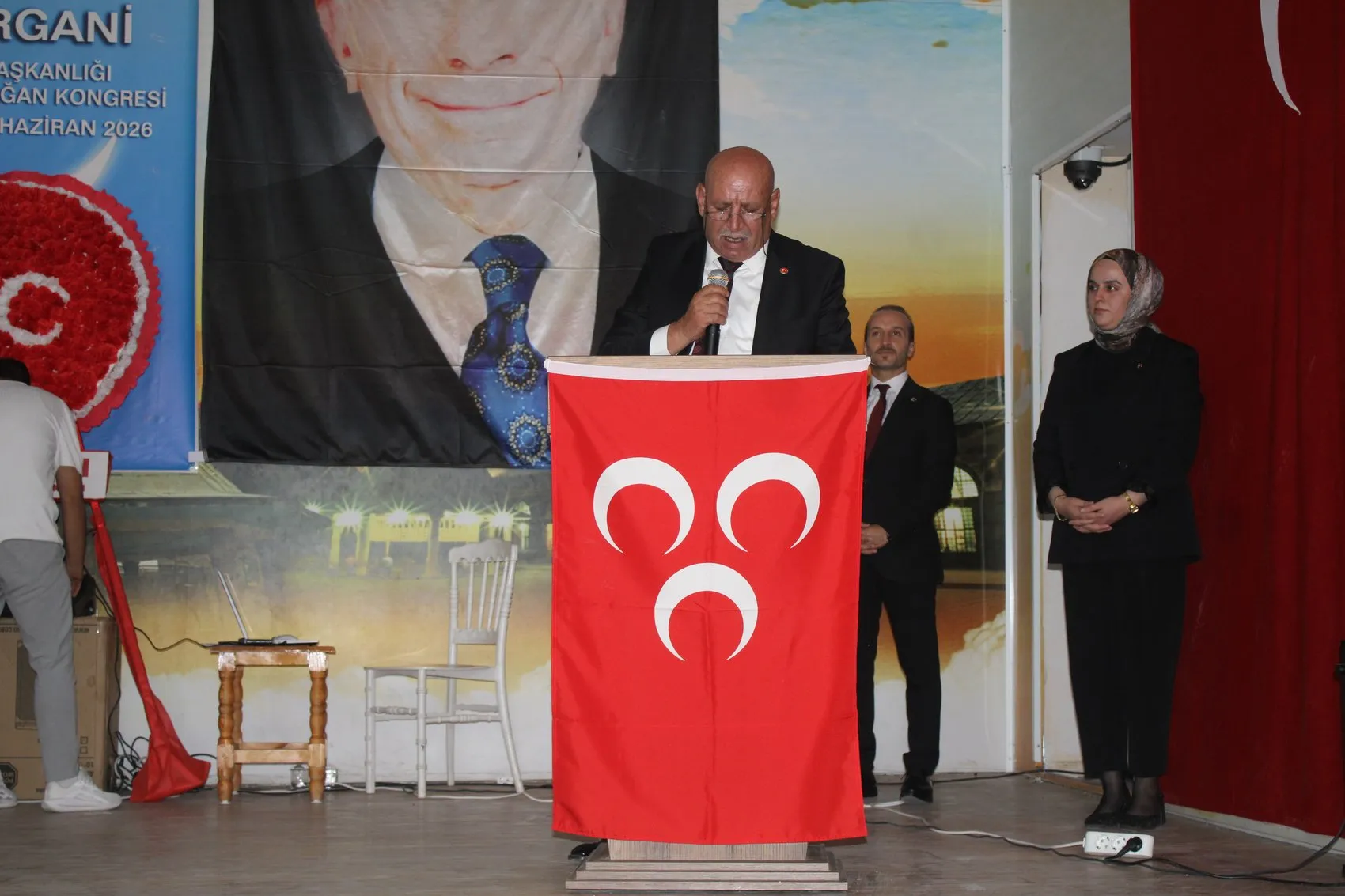 Ergani'deki MHP Kongresinde Ankara'daki Mitinge Sert Yanıt Bölücü ve Terörist Tartışması