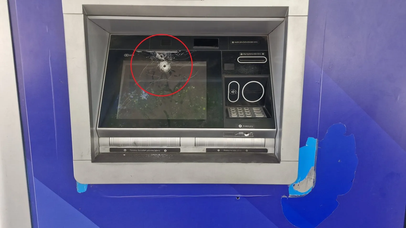 Yenişehir'in göbeğinde banka ATM'lerine silahlı saldırı Polis faillerin peşinde