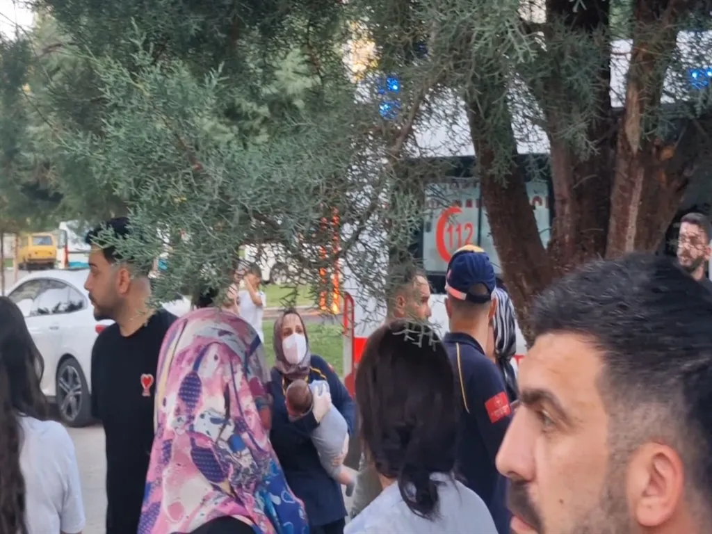 Diyarbakır'daki acı dolu yangın davasında mahkemeden tanıklar için zorla getirme kararı
