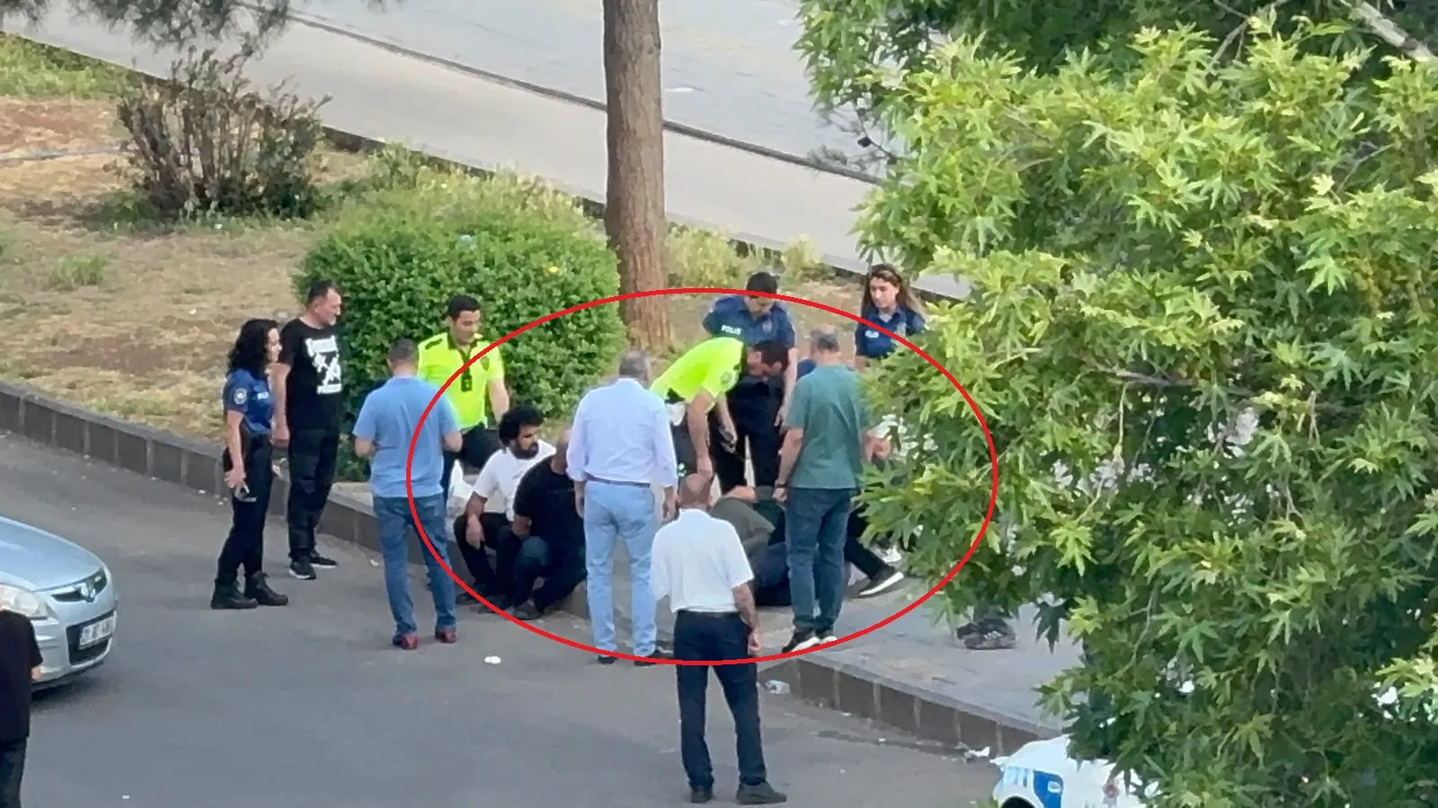 Diyarbakır Adliyesi önünde polise mukavemet gösteren gruba yargıdan ağır fatura 2