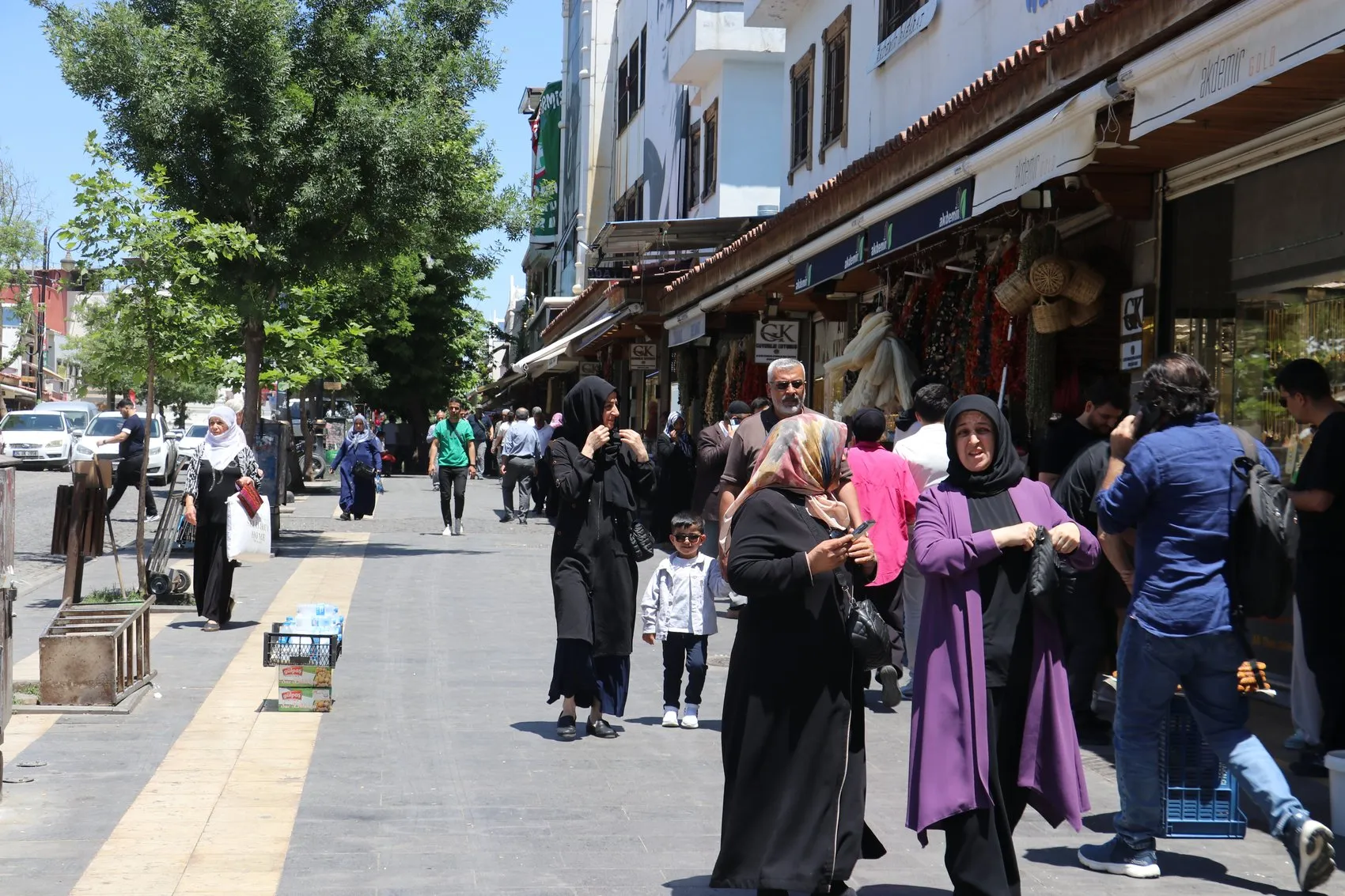Kurban Bayramı tatili Diyarbakır turizmine ilaç gibi geldi Esnafın yüzü yeniden güldü