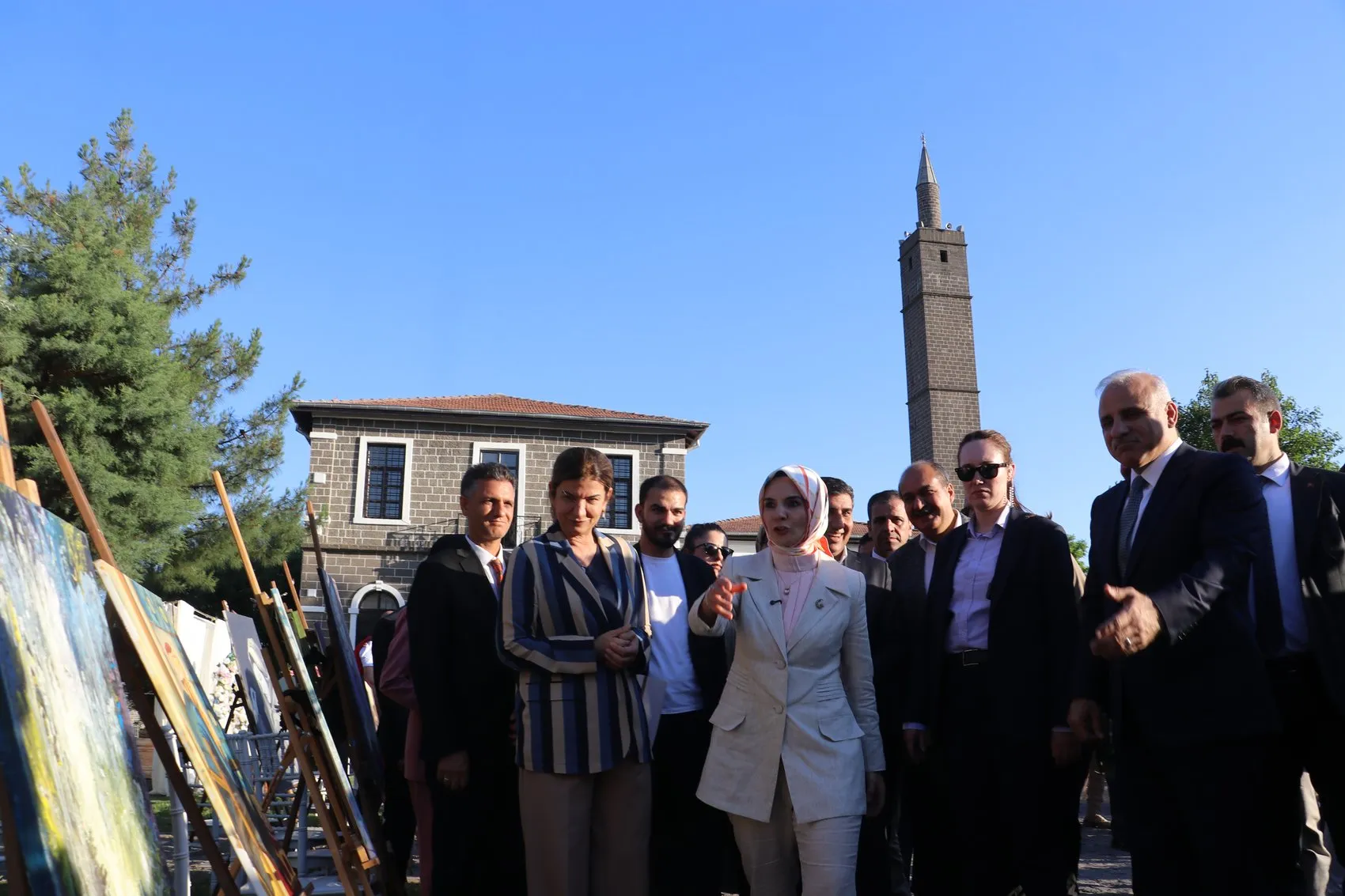 Diyarbakır'da Aile Şenliği Bakan Göktaş nüfusun yaşlanmasına karşı projeleri anlattı