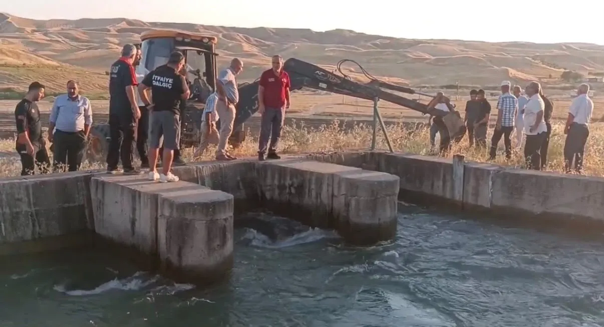 Silvan'da kanala giren 20 yaşındaki genç akıntıya kapıldı Arama çalışmaları sürüyor