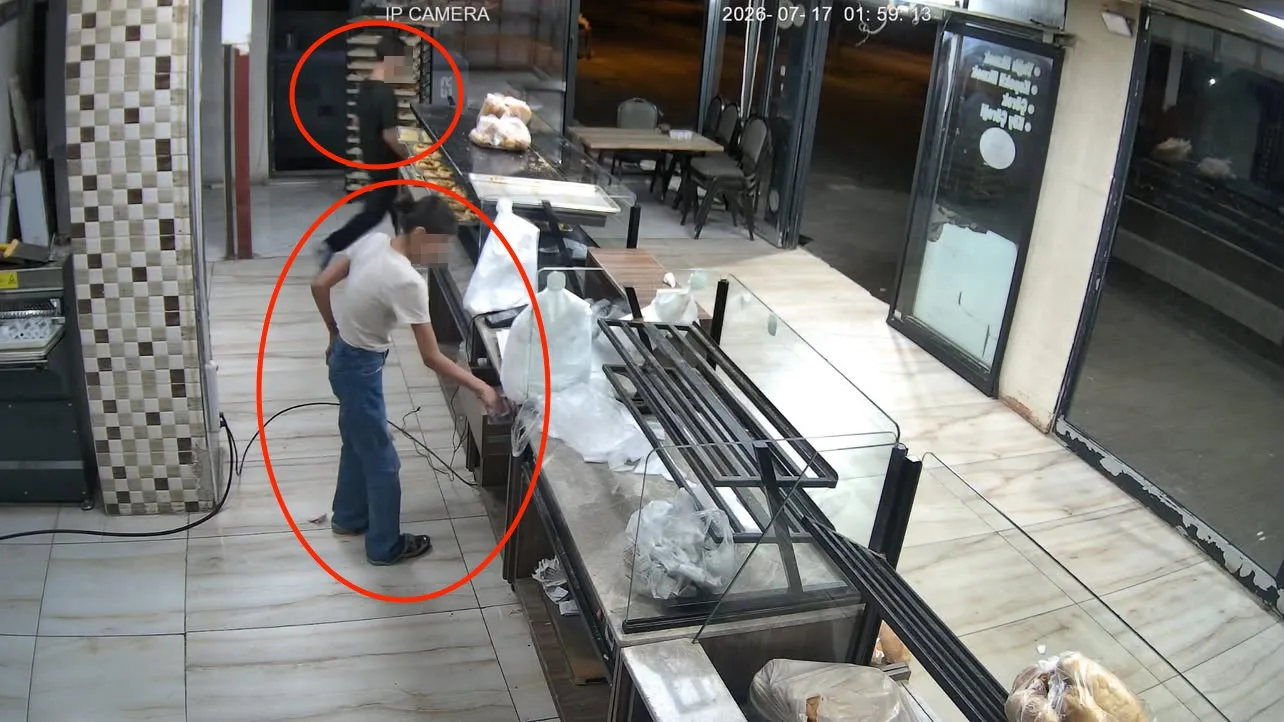 Diyarbakır Yenişehir'de fırın çalışanlarını oyaladılar Kasadaki parayı böyle çaldılar