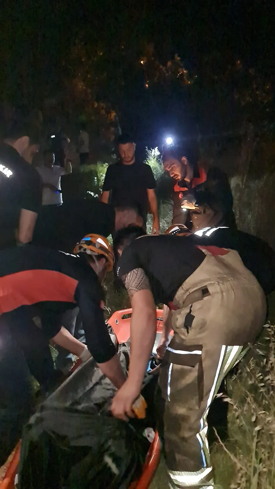 Diyarbakır Yenişehir'de kayıp ihbarı trajik bitti Şılbe'deki uçurumda cansız beden bulundu