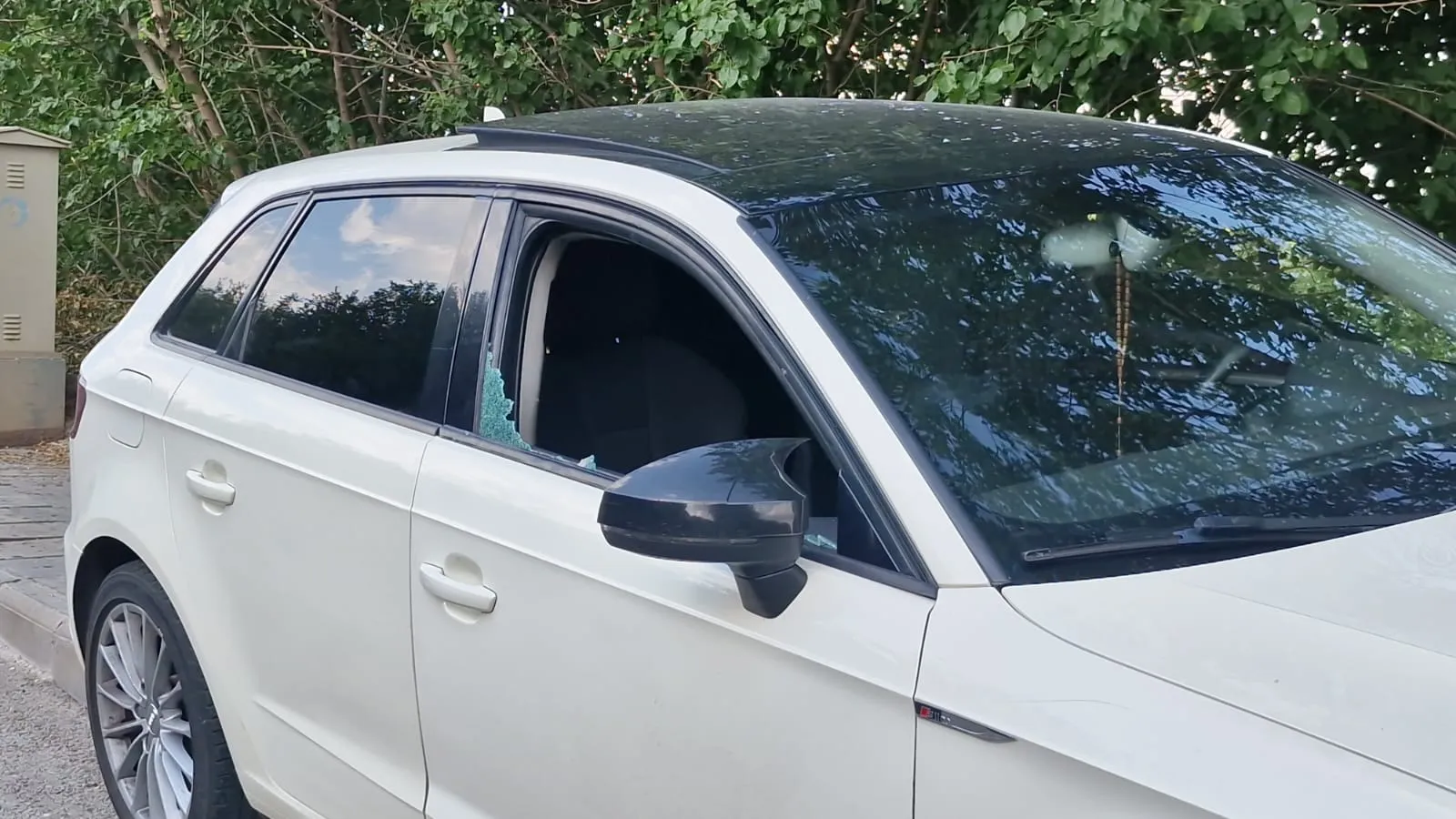 Diyarbakır Sur'da Eski Mardin Yolu'nda silahlı pusu 30 yaşındaki sürücü can verdi