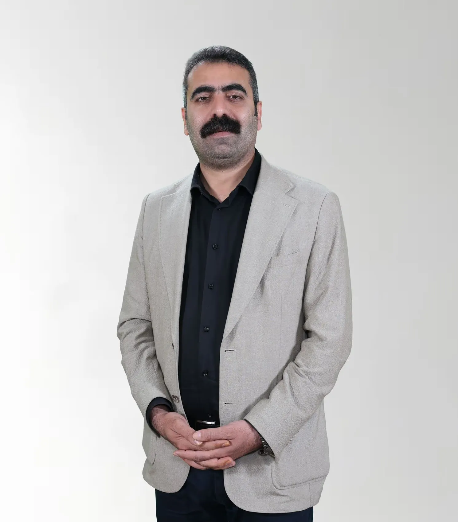 Diyarbakır Büyükşehir Belediyesi yönetiminde değişim Eş Başkan Doğan Hatun görevini