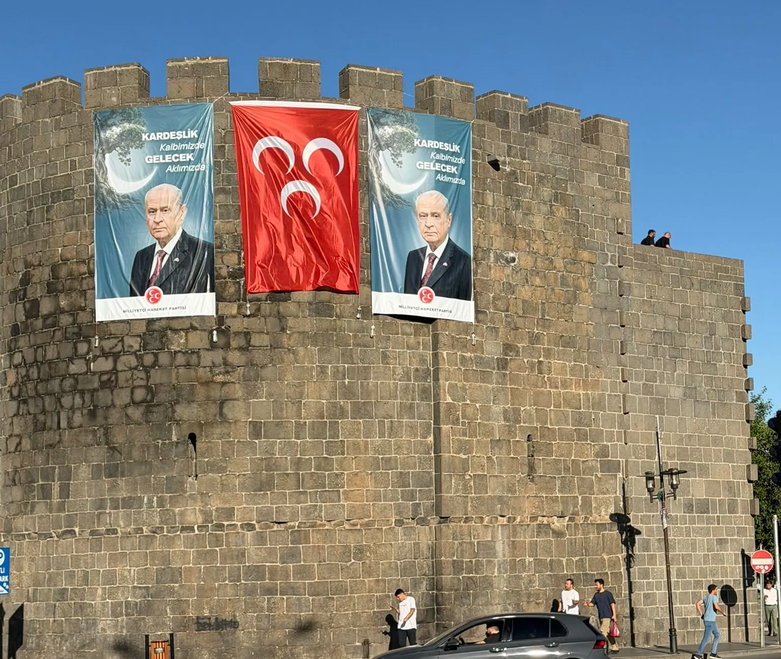 MHP’li Musa Küçük’ten Sur’da açıklama Diyarbakır Terörsüz Türkiye projesine sahip çıkıyor