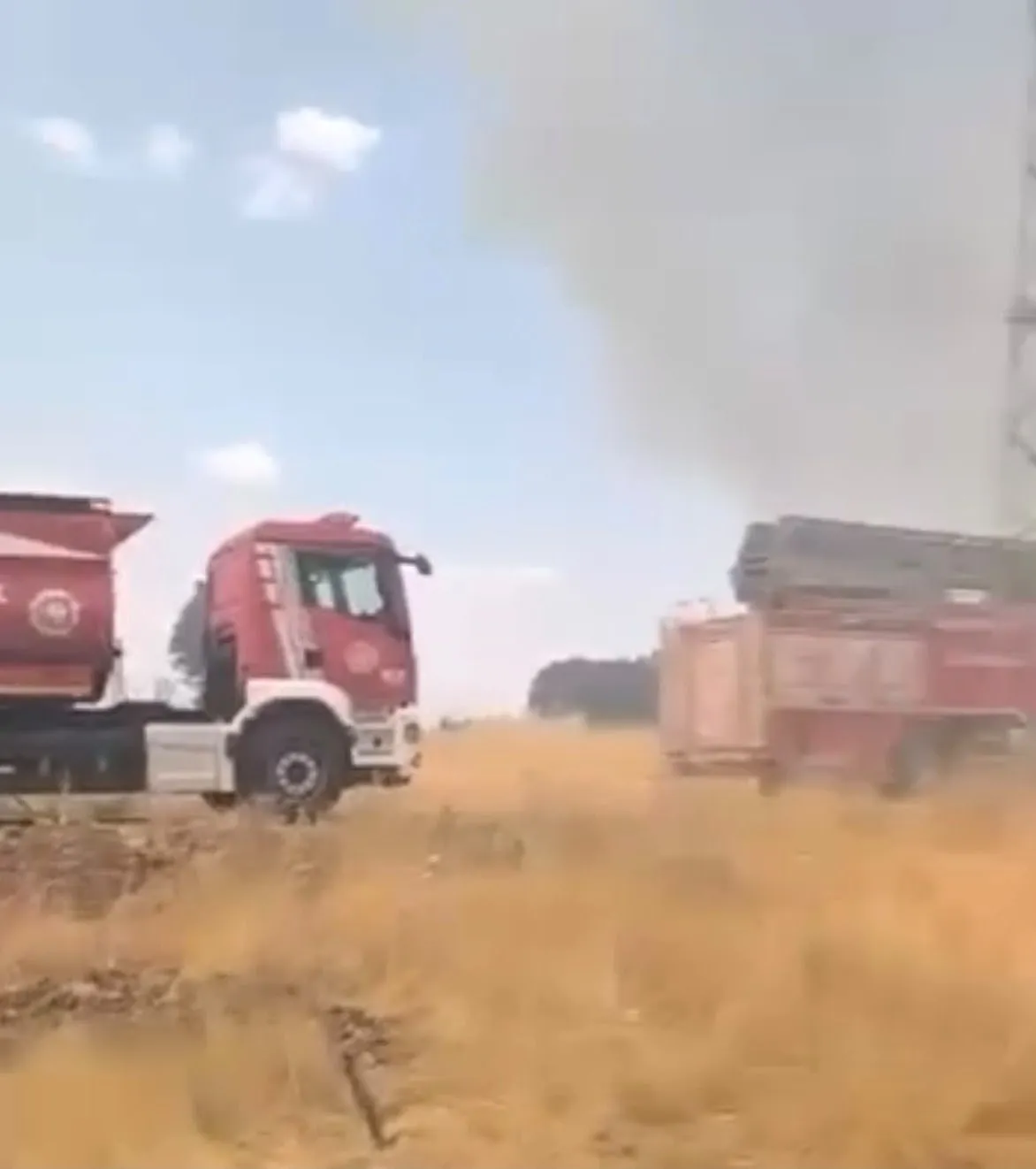 Lice'nin Türeli kırsalında korkutan yangın Alevler yerleşim yerlerine yaklaşıyor