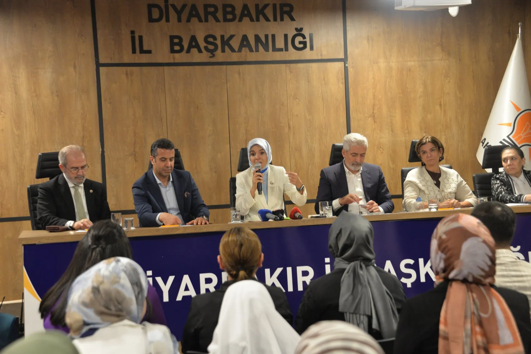 Bakan Göktaş Diyarbakır ziyaretinde konuştu Hizmet siyasetini sahada büyütüyoruz