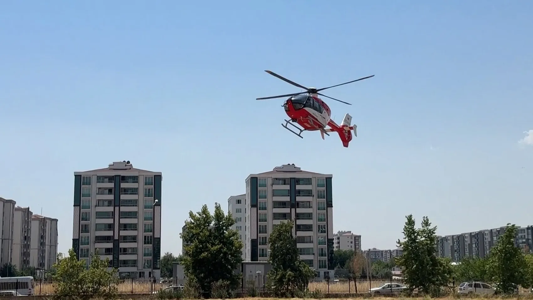 Diyarbakır merkezli ambulans helikopter 7 ayda 128 kritik vakaya yetişti Havadaki şifa