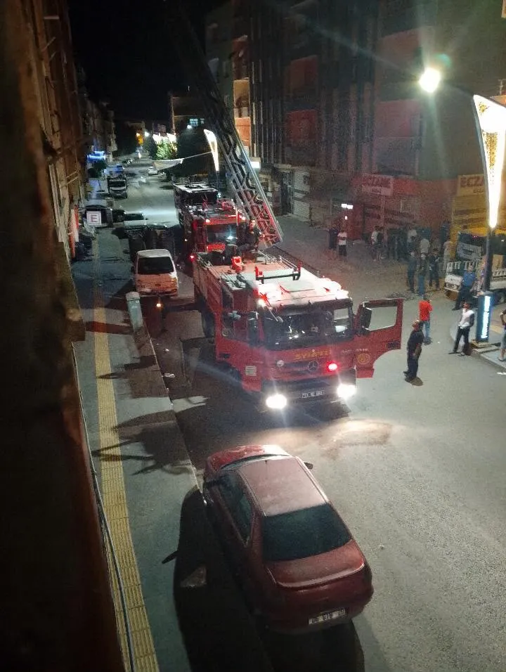 Bismil'deki bir dairede şüpheli yangın zinciri Aynı evde 9 saat arayla iki yangın