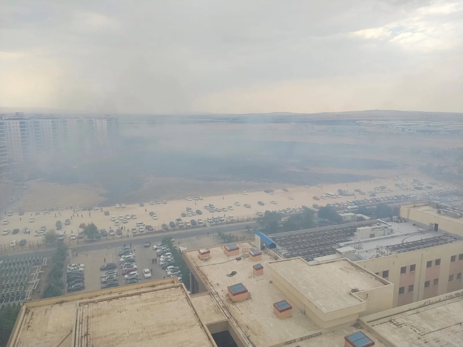 Diyarbakır'da iki hastaneyi alarma geçiren yangın paniği Alevler kontrol altına alındı