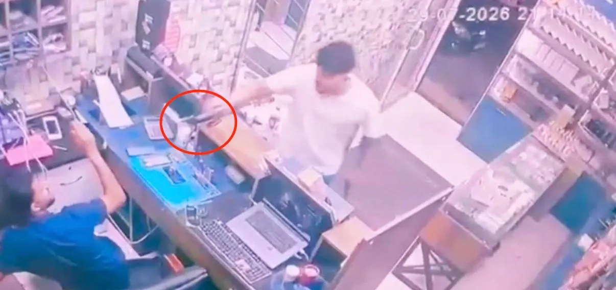 Bağlar'da telefon dükkanını kana bulayan silahlı saldırgan yakayı ele verdi Tutuklandı