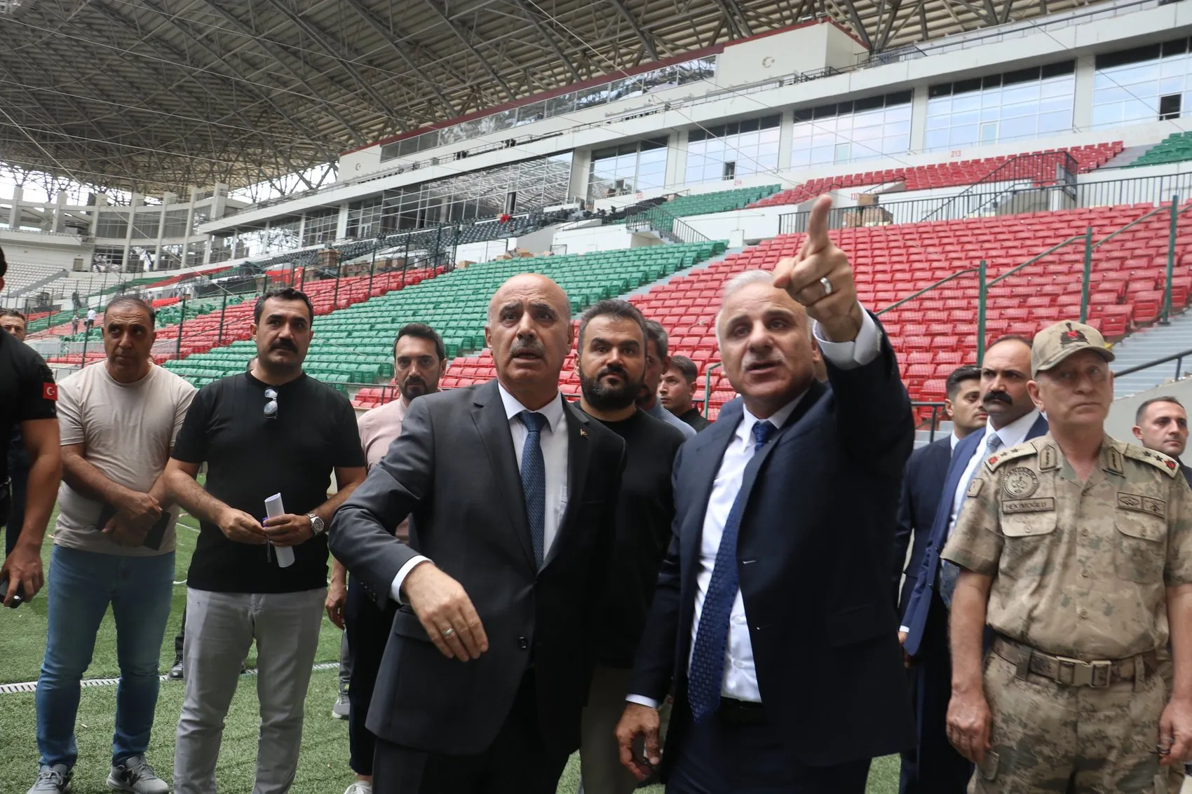 Amedspor Süper Lig maratonuna hazır Diyarbakır Stadyumu’nda son rötuşlar yapılıyor