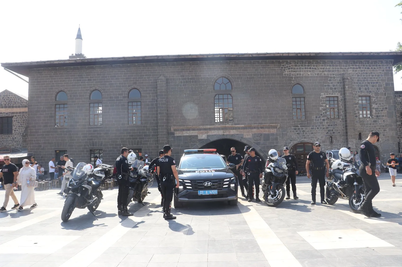 Diyarbakır sokaklarında Yunus timi mesaisi 7 ayda 529 ruhsatsız silaha el konuldu
