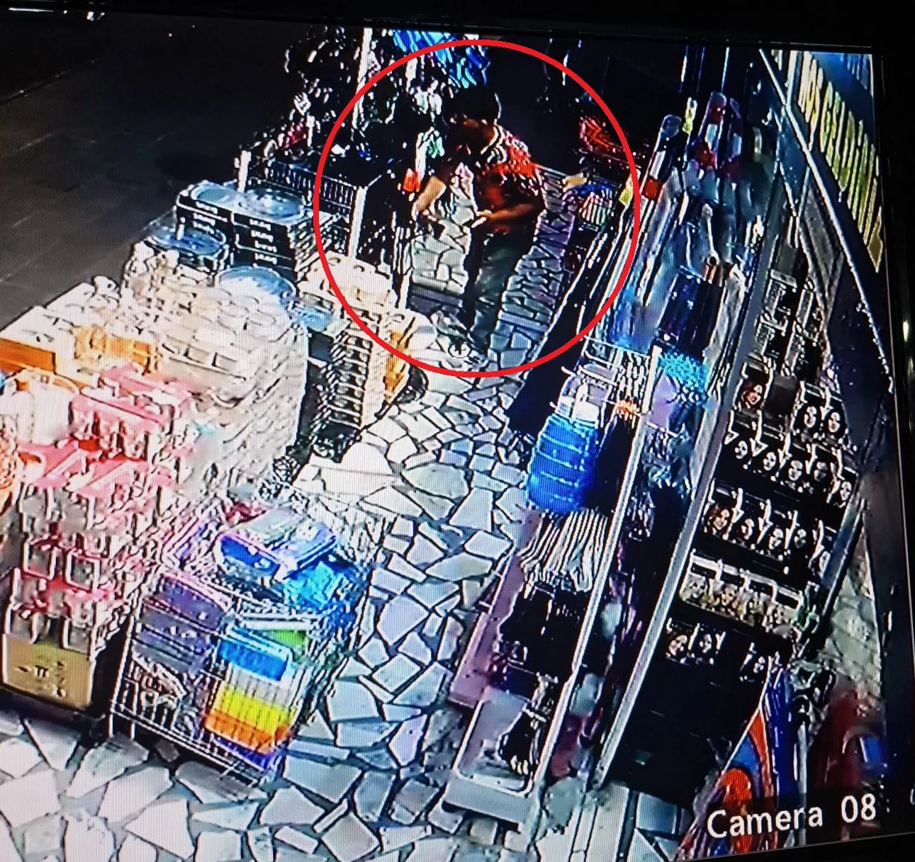 Marketin kamerası şüpheliyi ele verdi Aynı dükkândan 2 gün üst üste vantilatör çaldı