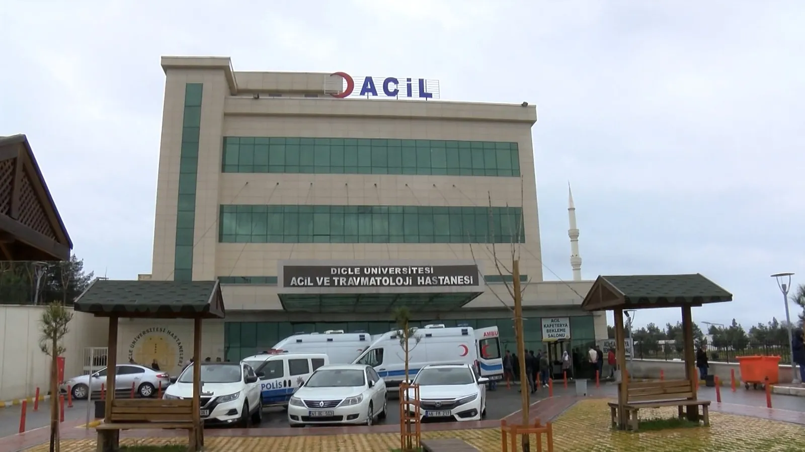 Diyarbakır'ın Sur ilçesinde feci iş kazası Yem makinesine kapılan işçi kurtarılamadı